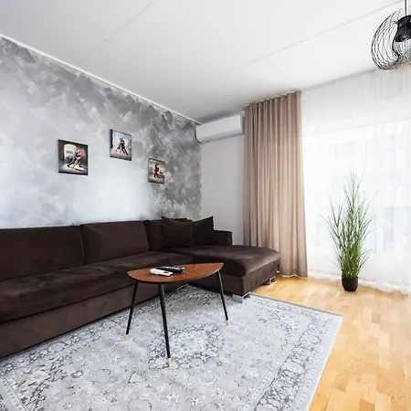 Premium Living With Sauna, Balcony And Parking * 塔林
