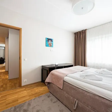 公寓 Premium Living With Sauna, Balcony And Parking 塔林