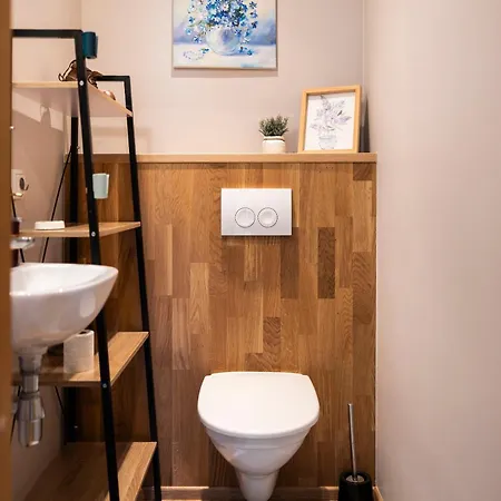 Premium Living With Sauna, Balcony And Parking Korter *